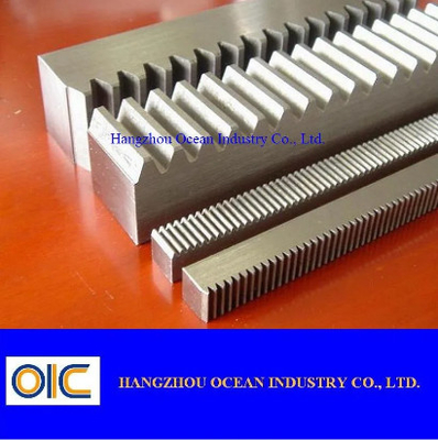 China Grundlegende kundenspezifische Anpassung industrieller Gravursporn-Stahlzahnstange für CNC-Maschine fournisseur
