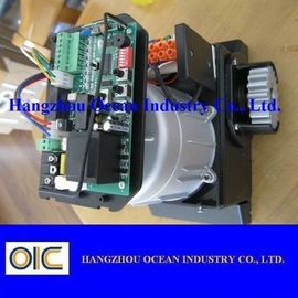Ultra robuste Stahlschiebetor-Hardware in GRÜ / RÖD Elektrischer Schiebetoröffner fournisseur