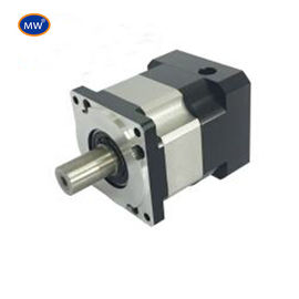 1000 RPM Eingangsgeschwindigkeit Doppelreduktion Wurmgetriebe Reduktor mit 50 mm Schachtdurchmesser fournisseur